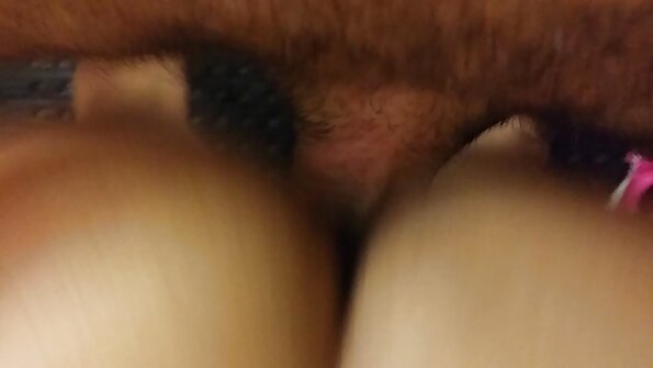 Dillion Carter tekee hienoa työtä miellyttääkseen gloryhole -kukkoja