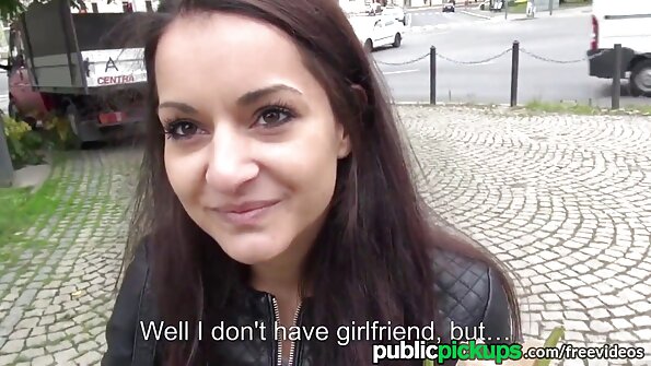 Kaveri huijaa katkeraa vaimoa kauniilla kampaajalla